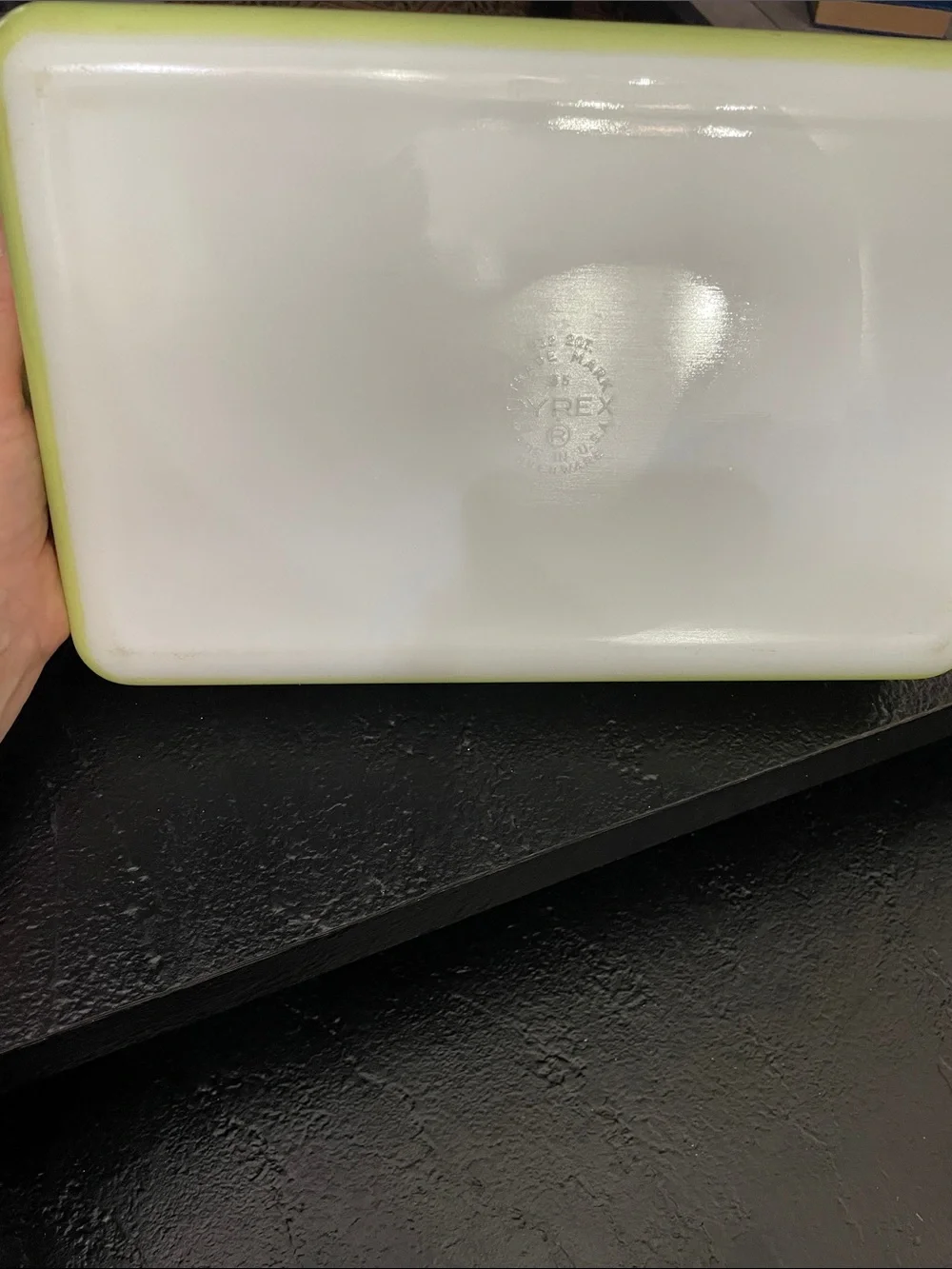 Pyrex Lime Green 2 Qt Ceramic Rectangular Baking Dish - Home Kitchen